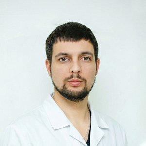 Фото врача - Чумаков Максим Николаевич